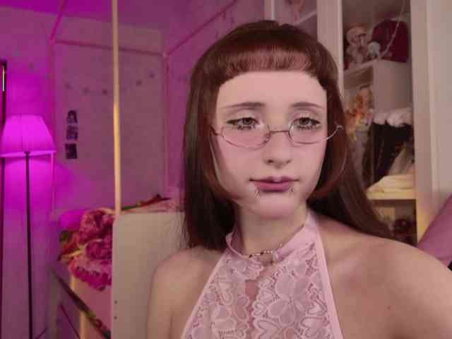 MiraJade webcam