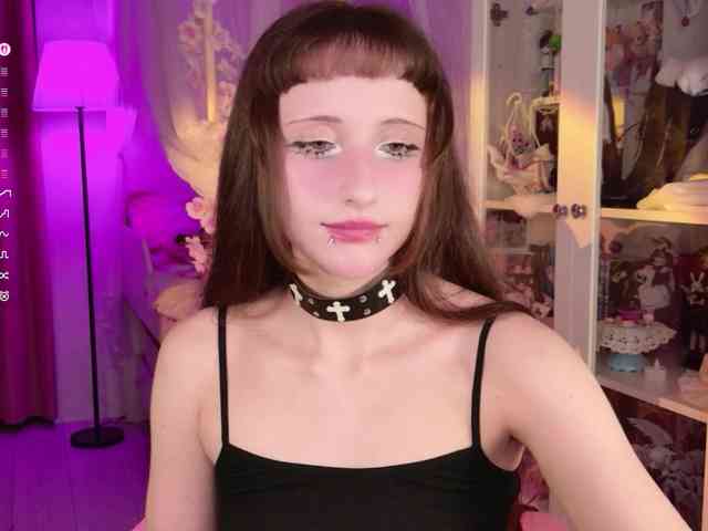 MiraJade webcam