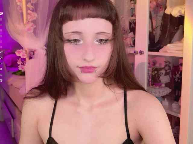 MiraJade webcam