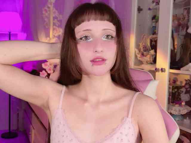 MiraJade webcam
