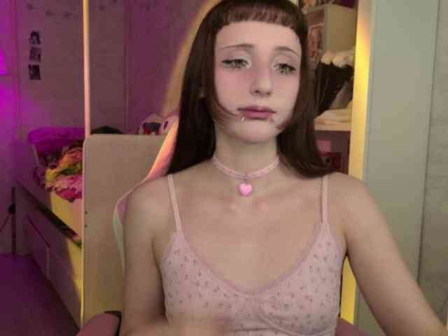 MiraJade webcam