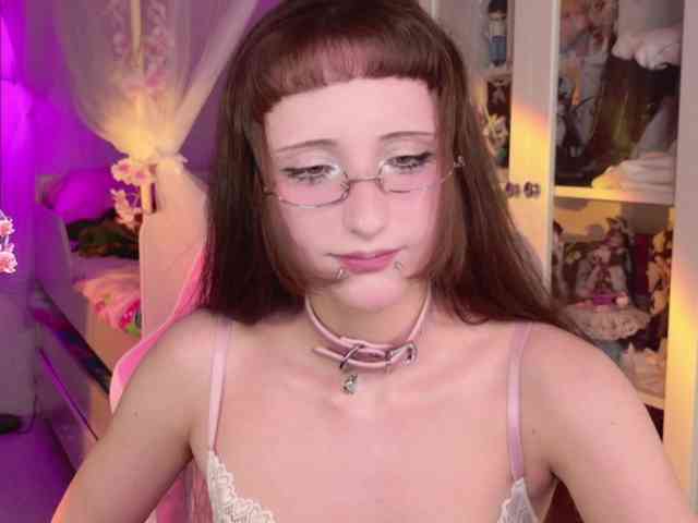 MiraJade webcam
