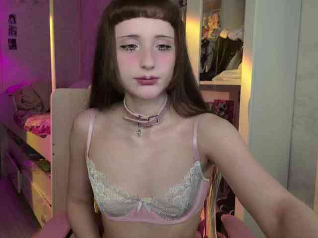 MiraJade webcam