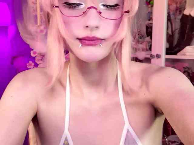 MiraJade webcam