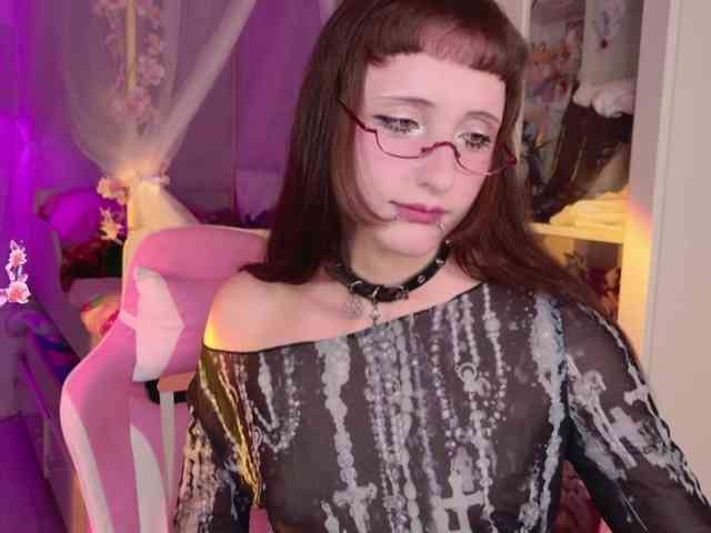 MiraJade webcam