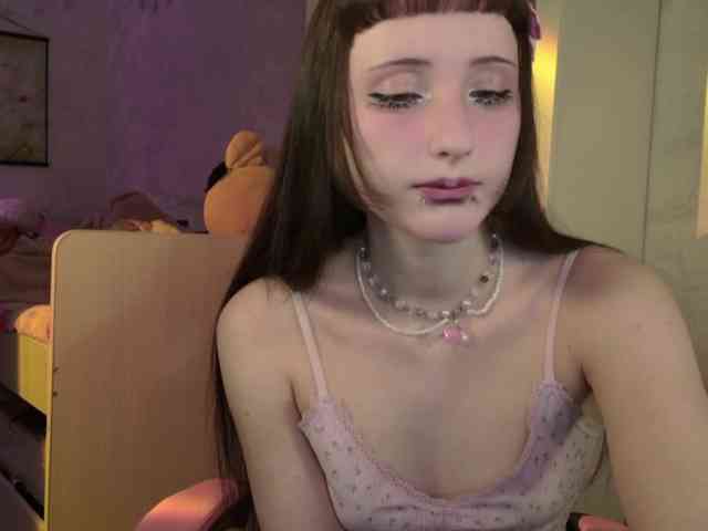 MiraJade webcam