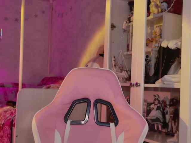 MiraJade webcam