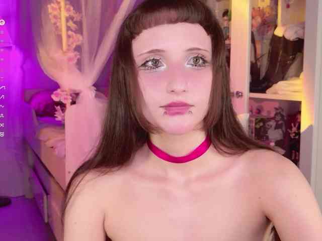 MiraJade webcam