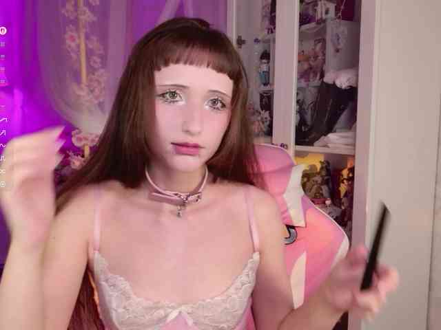 MiraJade webcam