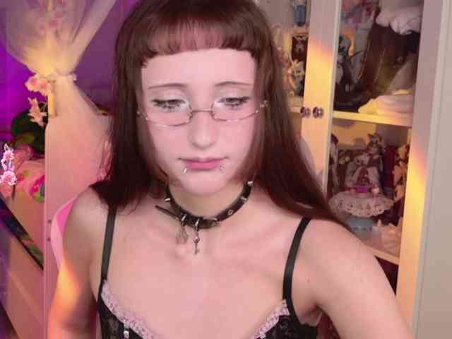MiraJade webcam