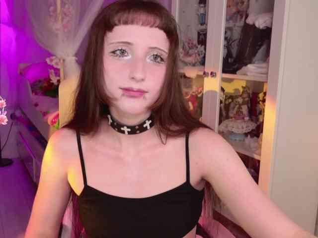 MiraJade webcam
