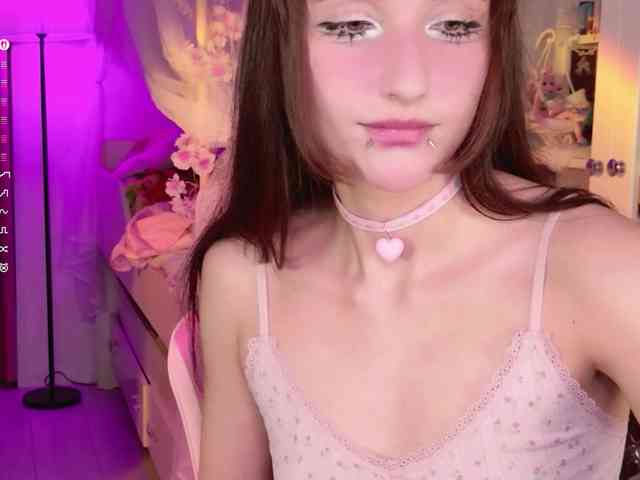 MiraJade webcam