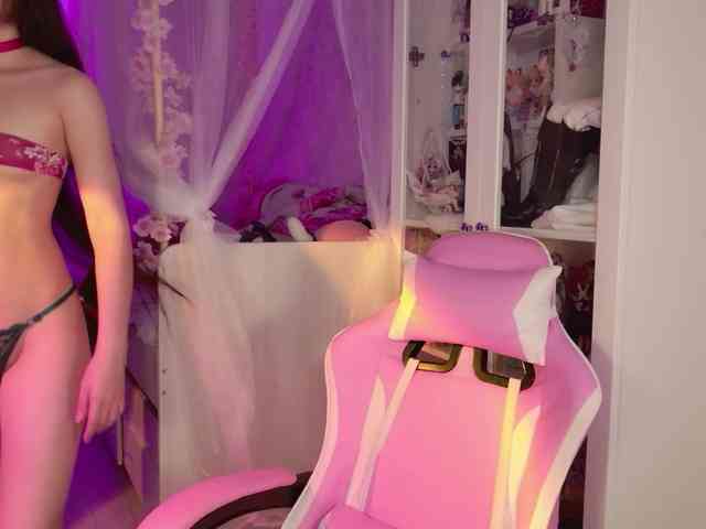 MiraJade webcam