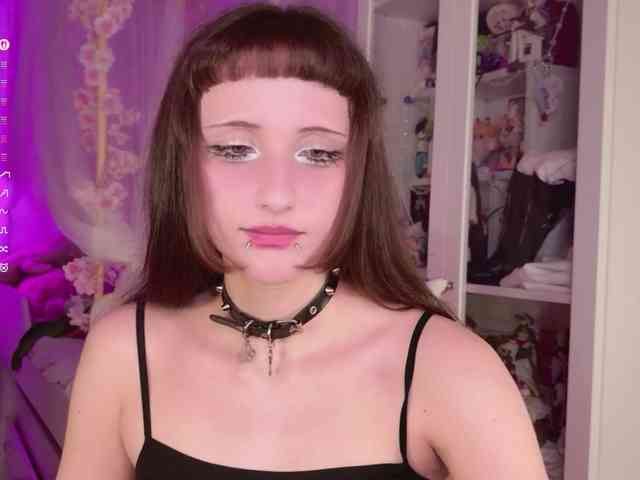 MiraJade Live Webcam on BongaCams