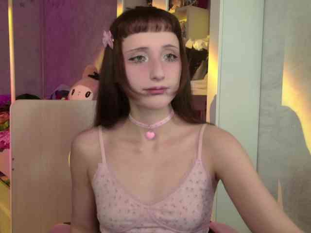 MiraJade webcam