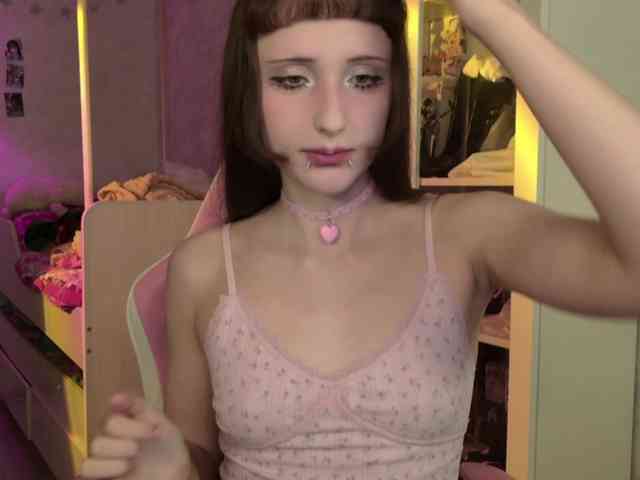 MiraJade webcam