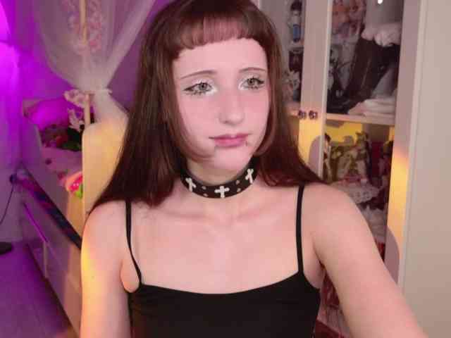MiraJade webcam