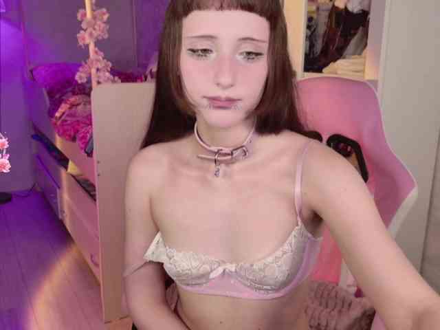 MiraJade webcam