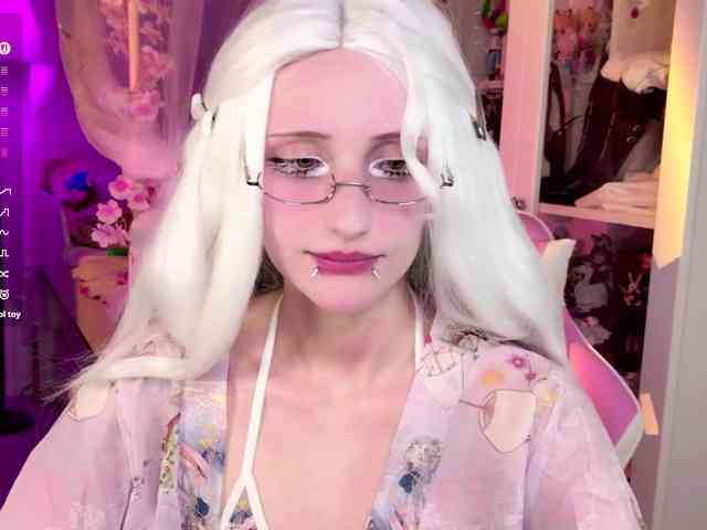 MiraJade webcam