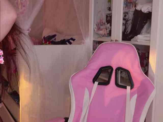 MiraJade webcam