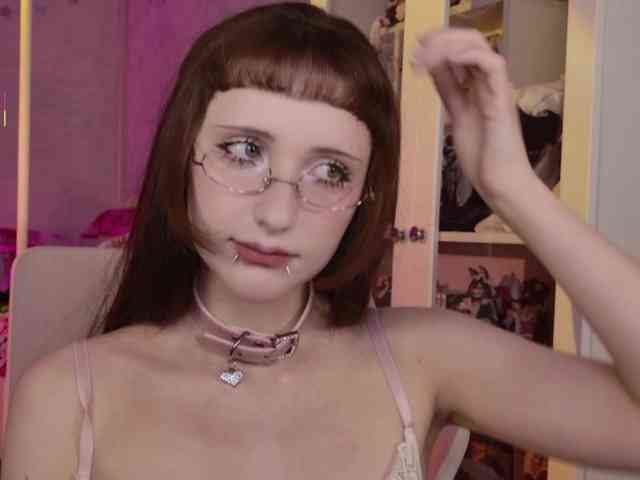 MiraJade webcam