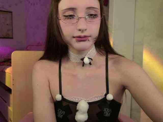 MiraJade webcam