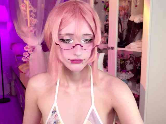 MiraJade webcam