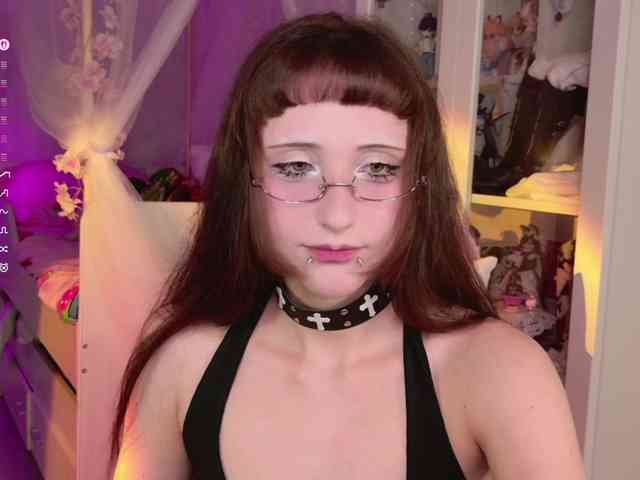 MiraJade webcam