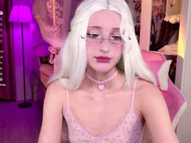 MiraJade webcam