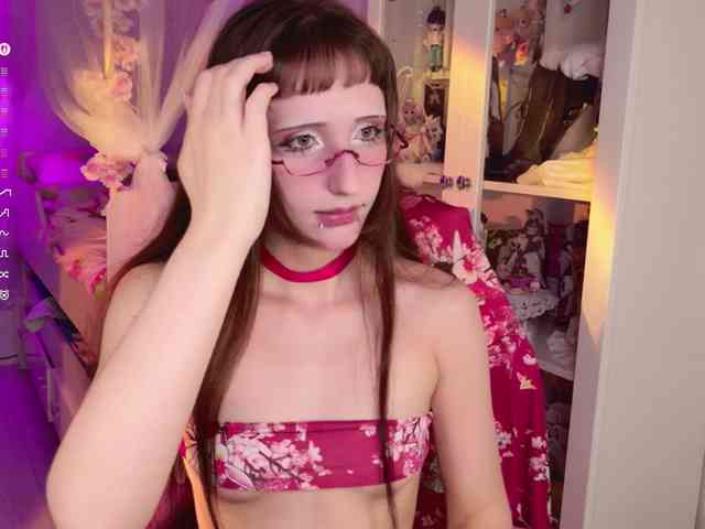 MiraJade webcam