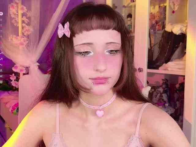MiraJade webcam