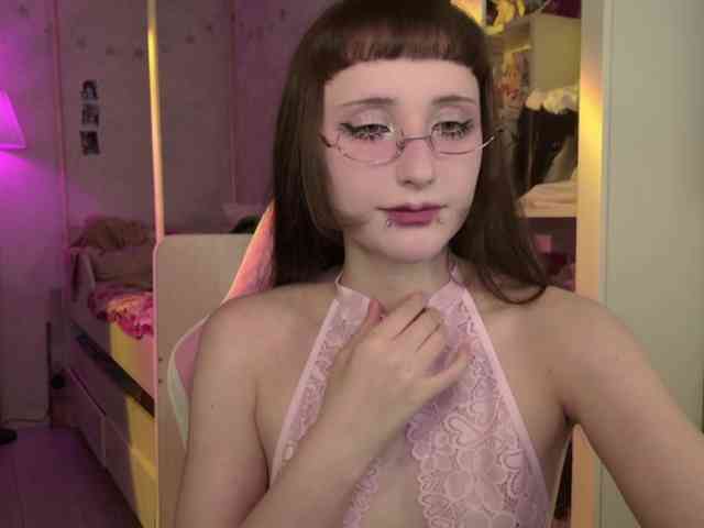 MiraJade webcam