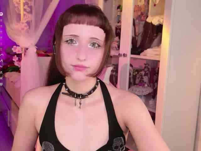 MiraJade webcam
