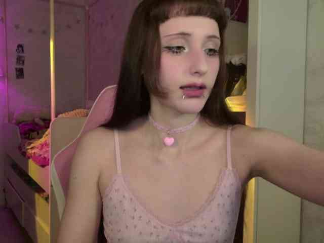 MiraJade webcam
