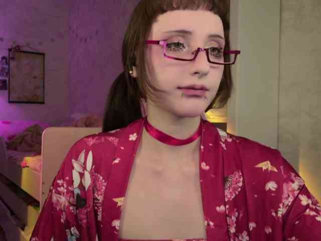 MiraJade webcam