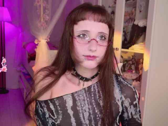 MiraJade webcam