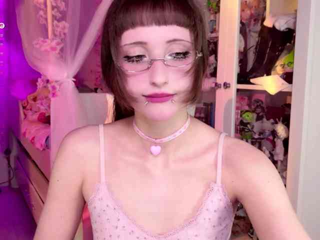 MiraJade webcam