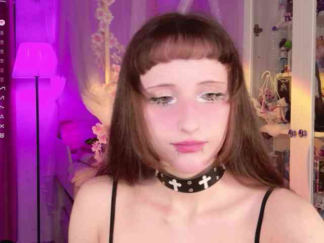 MiraJade webcam