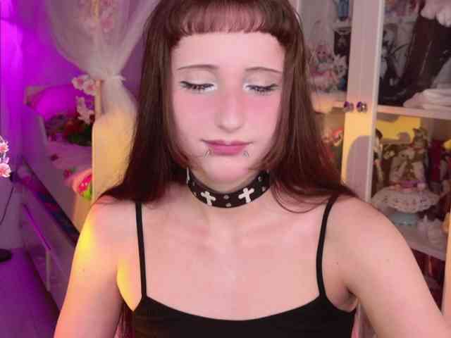 MiraJade webcam