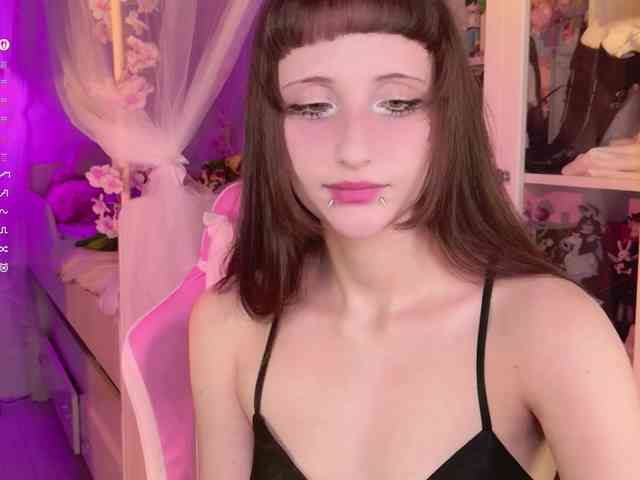MiraJade webcam