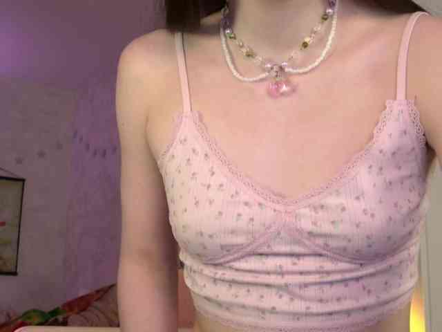 MiraJade webcam