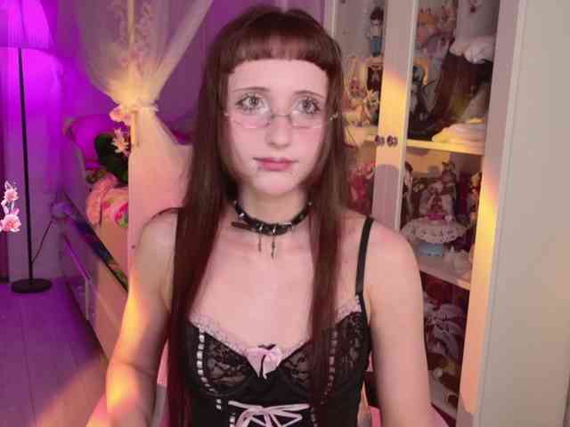 MiraJade webcam