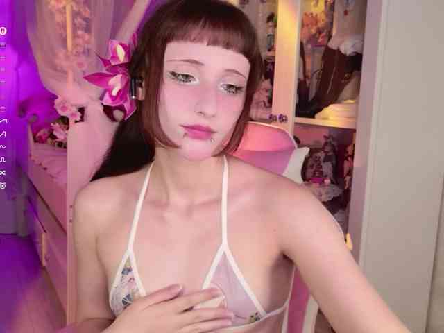 MiraJade webcam
