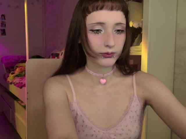 MiraJade webcam