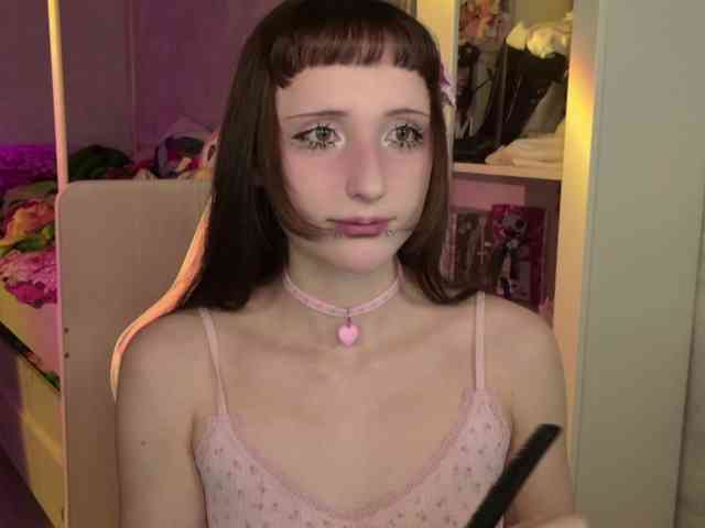 MiraJade webcam