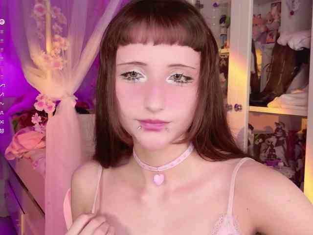 MiraJade webcam
