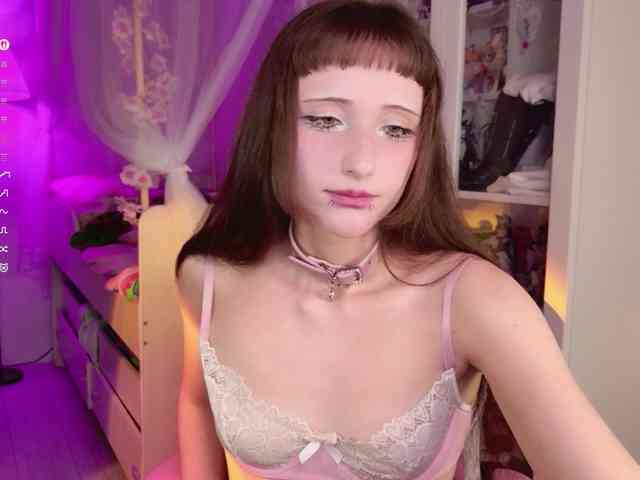 MiraJade webcam