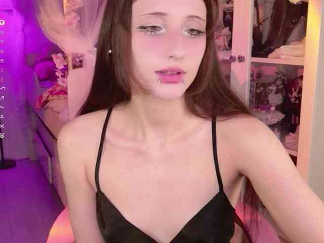 MiraJade webcam