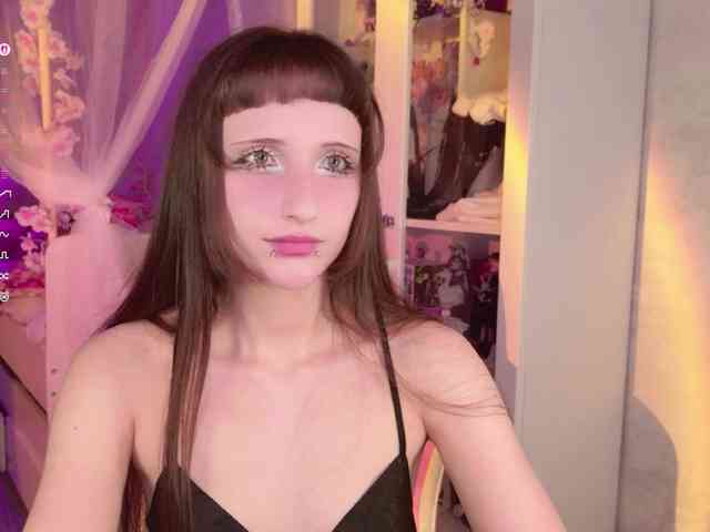 MiraJade webcam