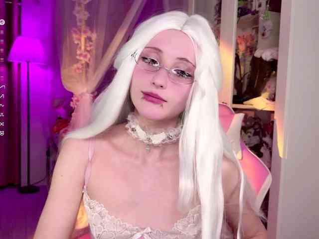 MiraJade webcam